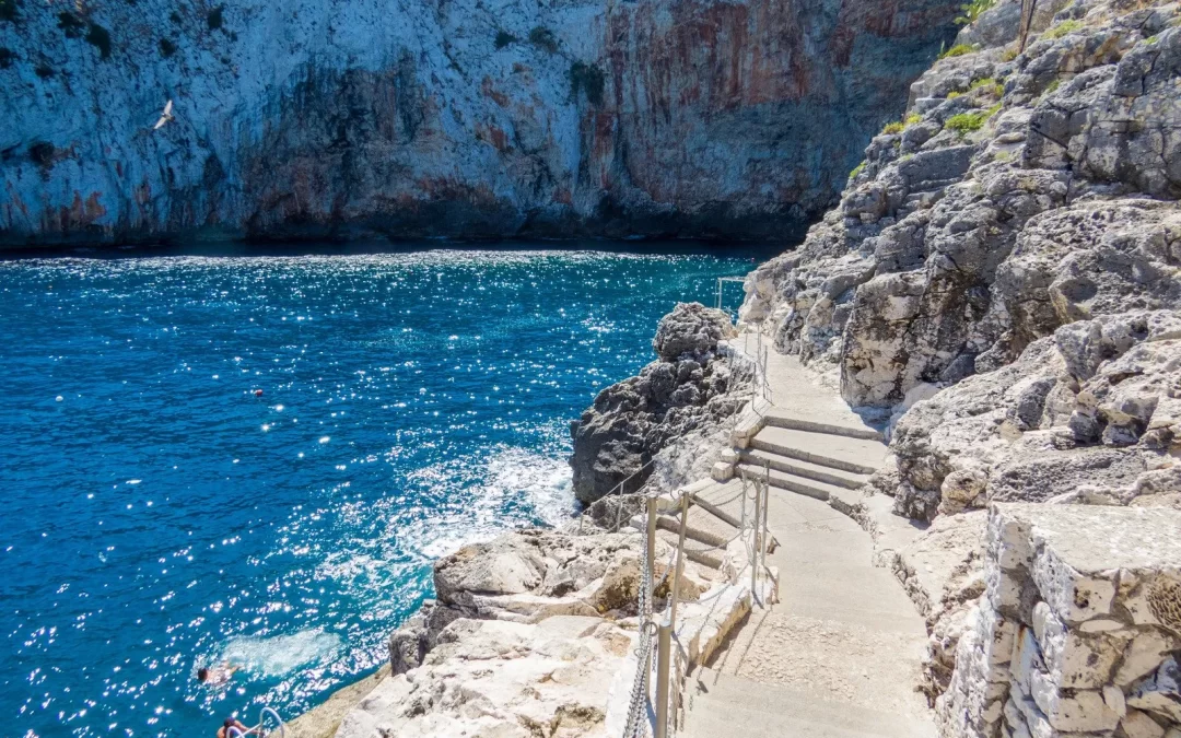 Escursione alla grotta Zinzulusa e a Santa Cesarea